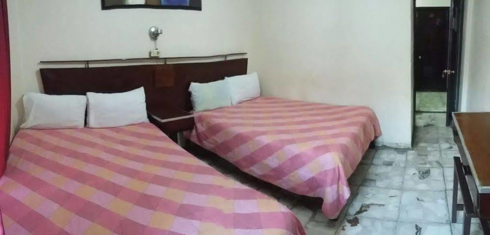 Hotel Colon De Zacatecas Exterior photo